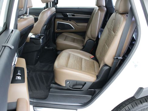 Used 2022 Kia Telluride SX w/ SX Prestige Package AWD/4WD image 29