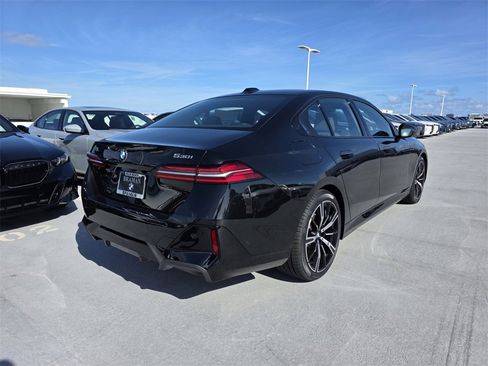 New 2026 BMW 530i w/ M Sport Package image 4