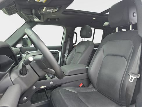 Used 2023 Land Rover Defender 110 X-Dynamic SE AWD/4WD image 15