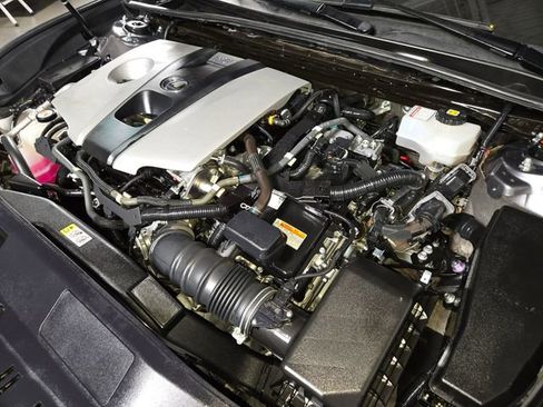Used 2020 Lexus ES 300h w/ Premium Package FWD image 27