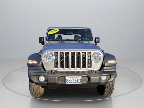 Used 2020 Jeep Gladiator Sport w/ Quick Order Package 24S image 2