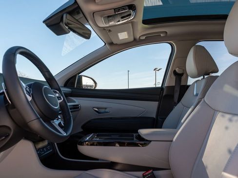 New 2025 Hyundai Tucson Limited image 25