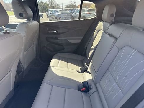 New 2026 Buick Envista Avenir image 22