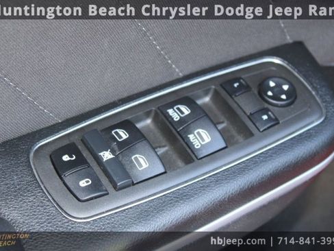 Used 2022 Dodge Charger GT image 11