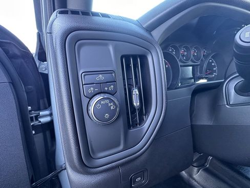 Used 2024 Chevrolet Silverado 1500 Custom w/ Dark Appearance Package image 9