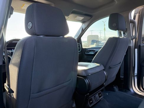 Used 2024 Chevrolet Silverado 2500 LT image 18