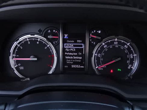 Used 2021 Toyota 4Runner Limited AWD/4WD image 23
