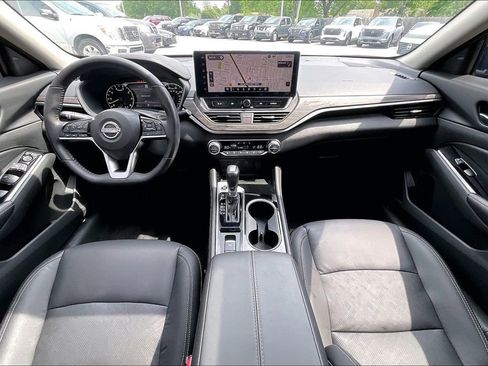 Used 2024 Nissan Altima 2.5 SL image 21