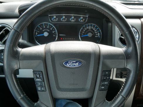 Used 2014 Ford F150 Lariat w/ Lariat Chrome Package AWD/4WD image 19