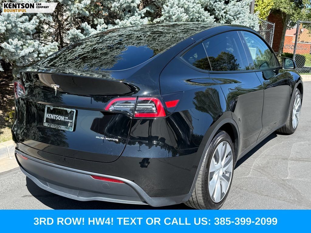 Used 2023 Tesla Model Y Long Range AWD/4WD image 8