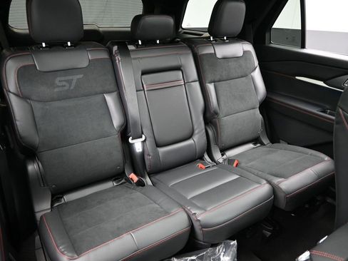 New 2026 Ford Explorer ST w/ Sun And Sound Package image 36