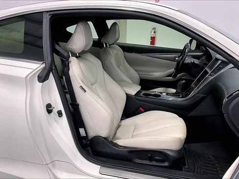 Used 2017 INFINITI Q60 w/ Premium Plus Package 3.0T image 10