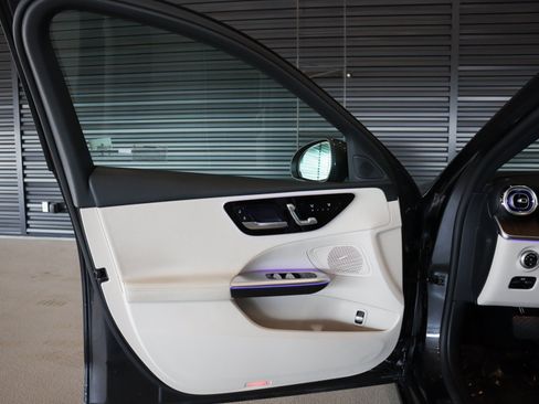 Used 2022 Mercedes-Benz C 300 Sedan image 20