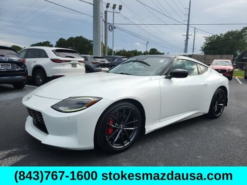Used 2024 Nissan Z Performance w/ Floor Mat Package RWD image 13