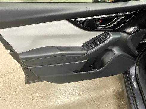 Used 2019 Subaru Crosstrek 2.0i Premium image 10