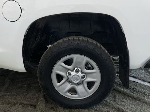 Used 2019 Toyota Tundra SR image 14