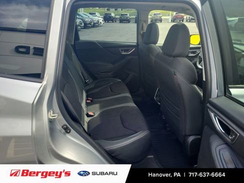 Used 2021 Subaru Forester Premium image 14