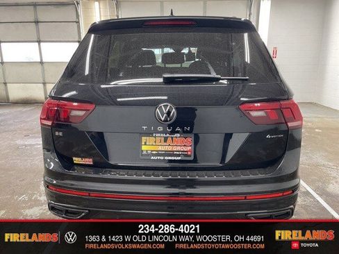 New 2024 Volkswagen Tiguan SE R-Line image 4