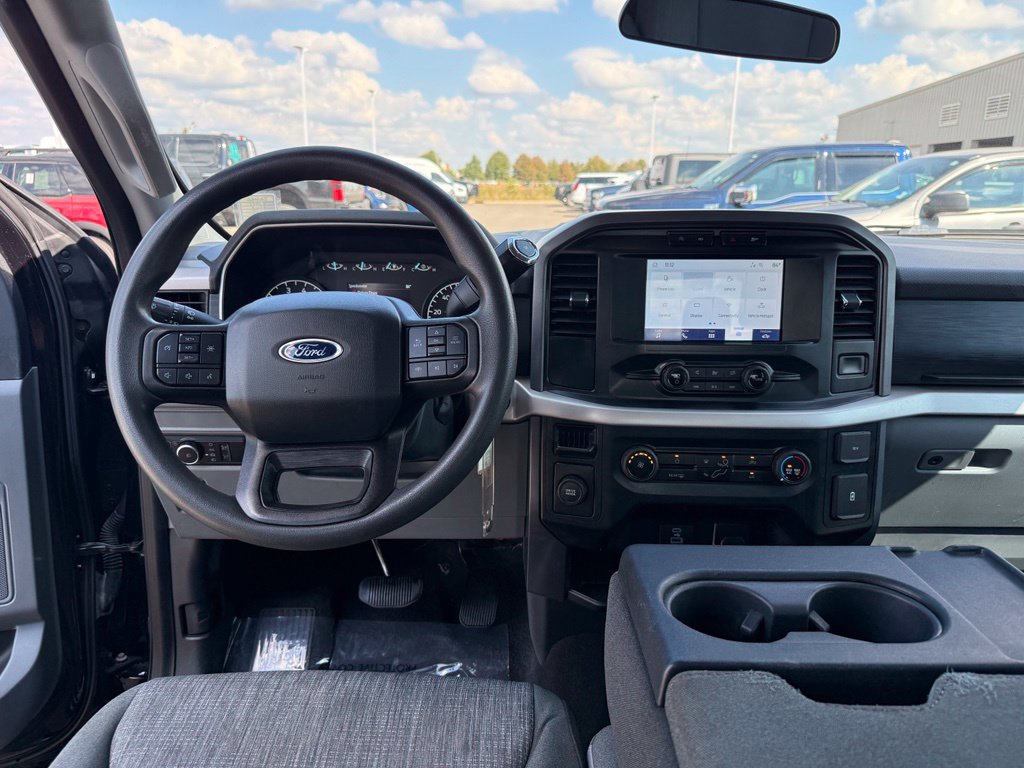 Used 2023 Ford F150 XLT RWD image 13