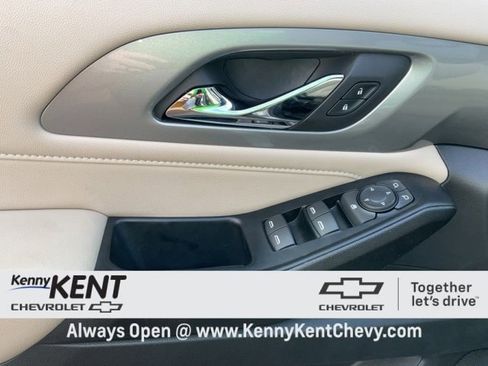 Certified 2023 Chevrolet Traverse LS w/ LPO, Floor Liner Package image 22