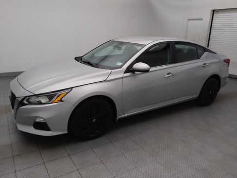 Used 2020 Nissan Altima 2.5 S AWD/4WD image 2