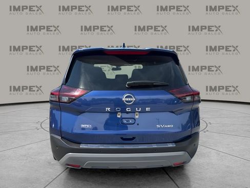 Used 2023 Nissan Rogue SV w/ SV Premium B Package image 4