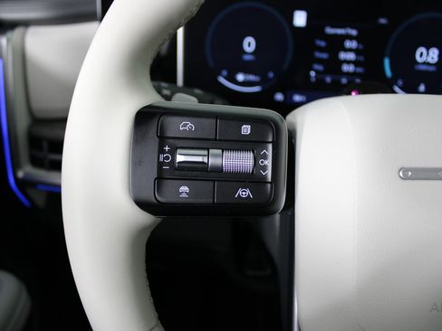 Used 2024 Hyundai Santa Fe Limited image 26