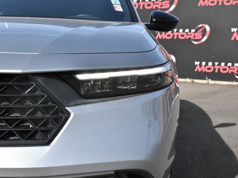 Used 2024 Honda Accord Sport image 11