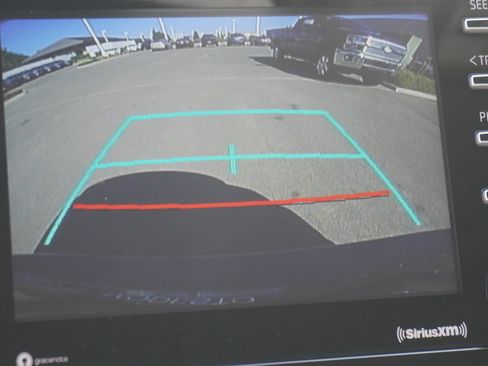Used 2021 Toyota Camry SE FWD image 22