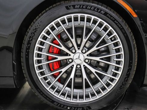 New 2025 Mercedes-Benz EQS AMG 4MATIC image 9