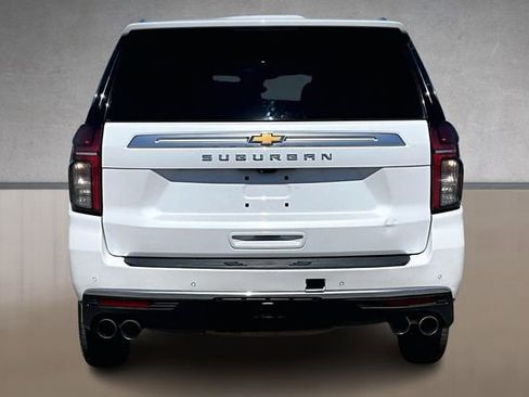 Used 2021 Chevrolet Suburban High Country AWD/4WD image 4