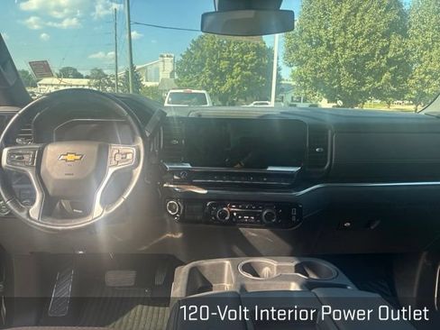 Used 2025 Chevrolet Silverado 1500 LT AWD/4WD image 14