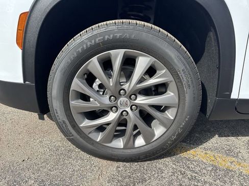 New 2026 Buick Enclave Preferred w/ Power Package image 10