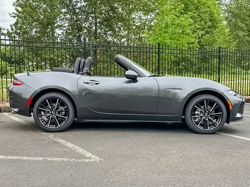 New 2026 MAZDA MX-5 Miata Grand Touring w/ Weather Package RWD image 3