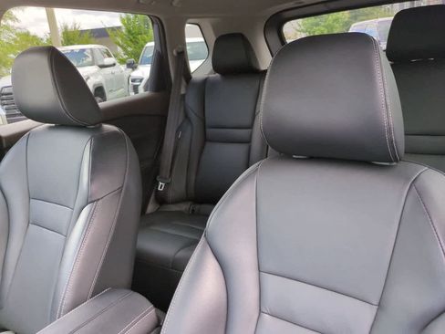 Used 2022 Nissan Rogue SL FWD image 8