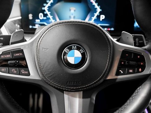 Used 2023 BMW X7 xDrive40i w/ Executive Package image 14