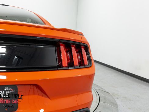 Used 2016 Ford Mustang GT Premium w/ Equipment Group 401A RWD image 54