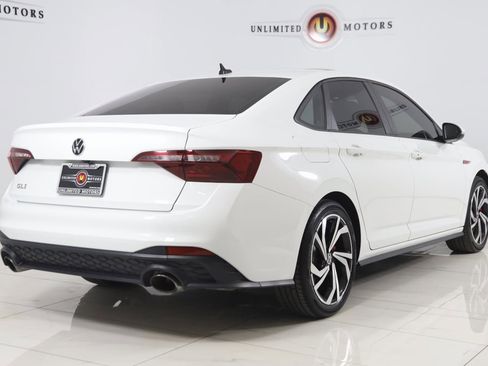 Used 2024 Volkswagen Jetta GLI Autobahn image 3