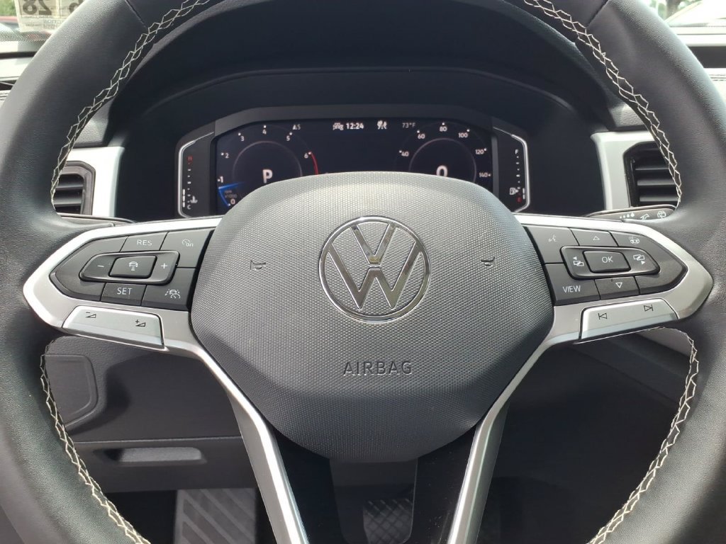 Used 2023 Volkswagen Atlas SEL AWD/4WD image 5