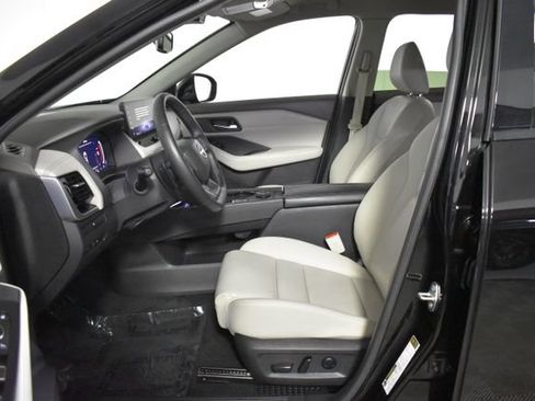 Certified 2025 Nissan Rogue SL AWD/4WD image 11