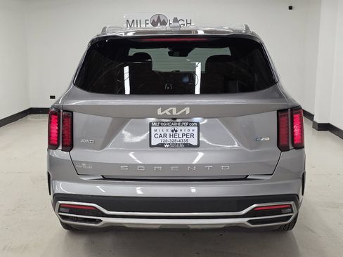 Used 2022 Kia Sorento S AWD/4WD image 13