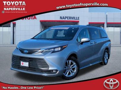 Used 2025 Toyota Sienna XLE w/ XLE Plus Package