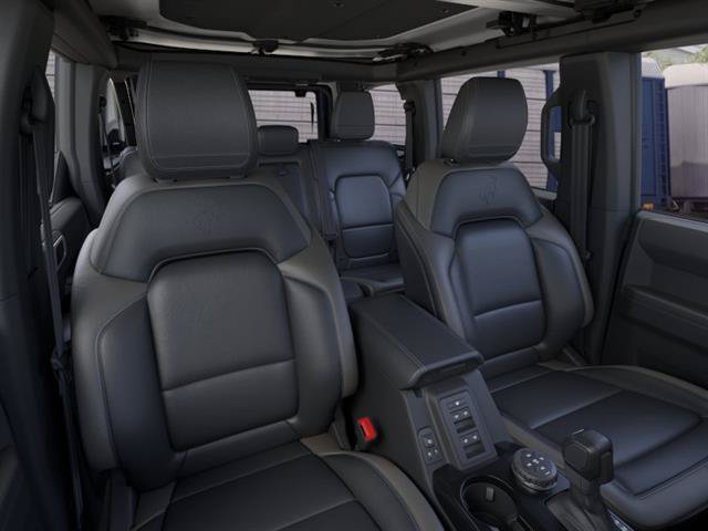 New 2026 Ford Bronco Outer Banks w/ Sasquatch Package AWD/4WD image 35