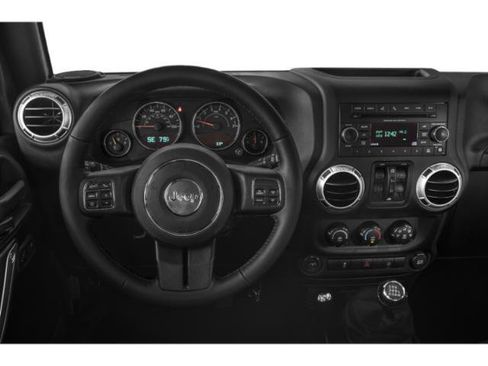 Used 2015 Jeep Wrangler Unlimited Sahara w/ Dual Top Group AWD/4WD image 10