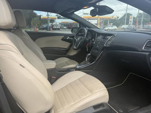 Used 2017 Buick Cascada Premium image 16