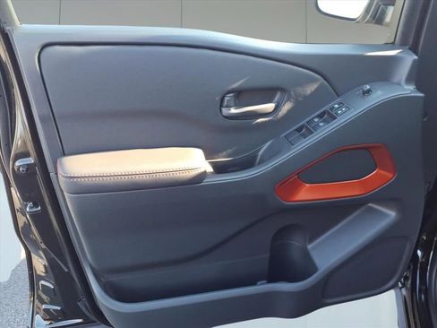 New 2026 Nissan Frontier PRO-4X w/ Tow Package image 12