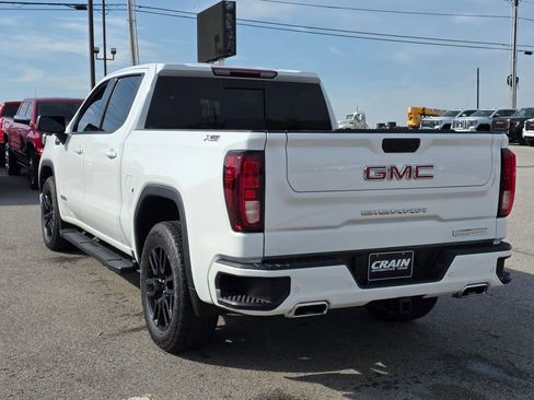 Used 2024 GMC Sierra 1500 Elevation w/ Elevation Premium Package image 5
