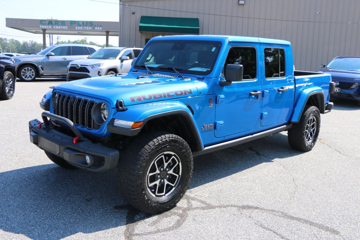 Used 2025 Jeep Gladiator Rubicon AWD/4WD image 1