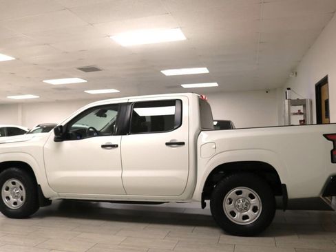 Used 2022 Nissan Frontier S image 11