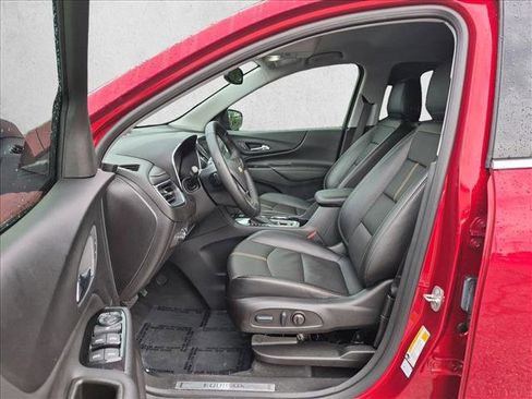 Used 2023 Chevrolet Equinox Premier w/ LPO, Floor Liner Package FWD image 22